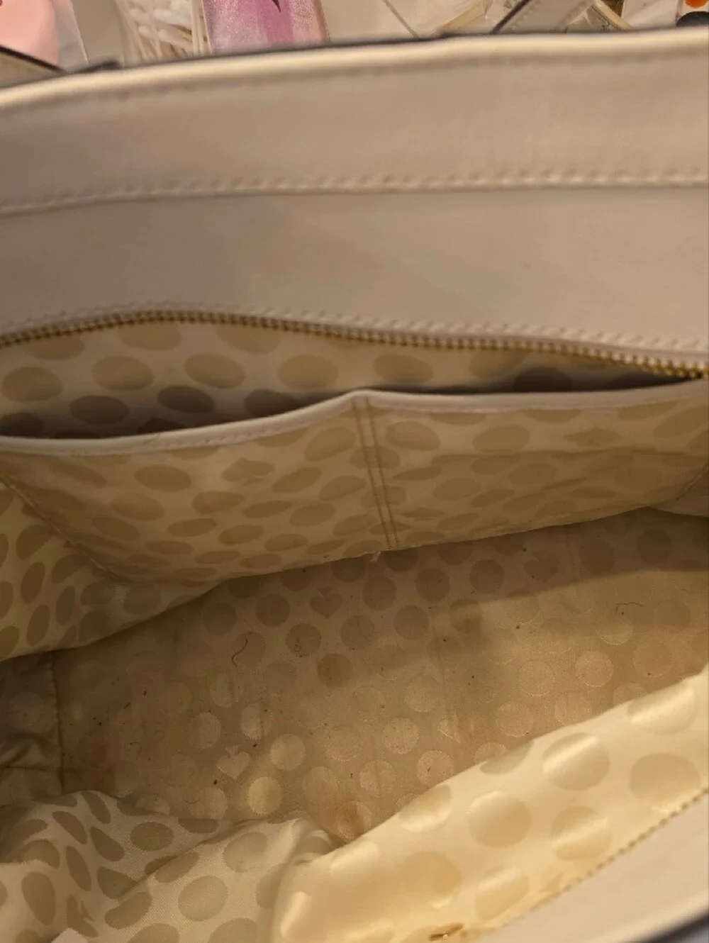 kate spade cream tote with black center stripe